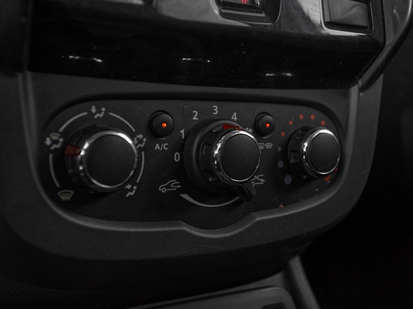 Renault Duster, I Рестайлинг фото №15