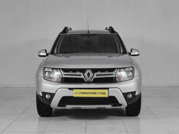 Renault Duster, I Рестайлинг фото №2