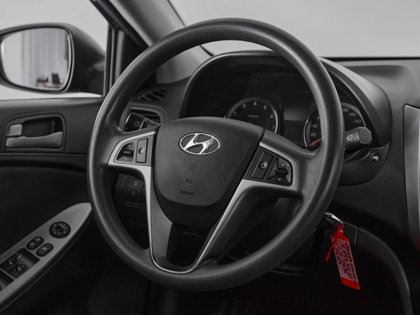 Hyundai Solaris, I Рестайлинг фото №10