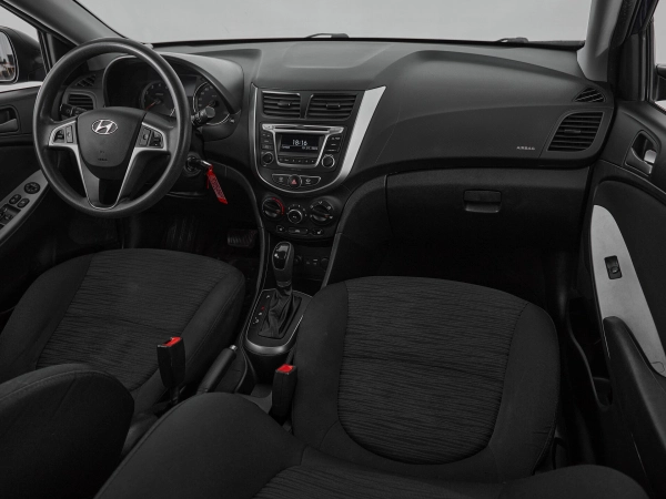 Hyundai Solaris, I Рестайлинг фото №9