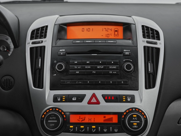 Kia Ceed, I фото №14