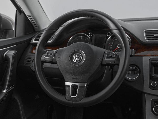 Volkswagen Passat, B7 фото №10