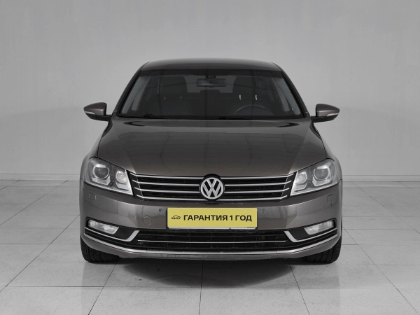 Volkswagen Passat, B7 фото №2