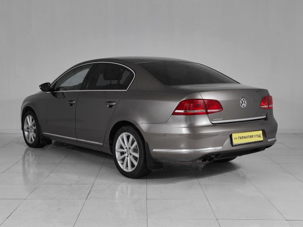 Volkswagen Passat, B7 фото №4