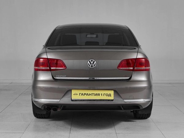 Volkswagen Passat, B7 фото №5