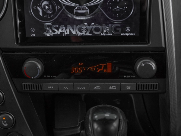 SsangYong Kyron, I Рестайлинг фото №17