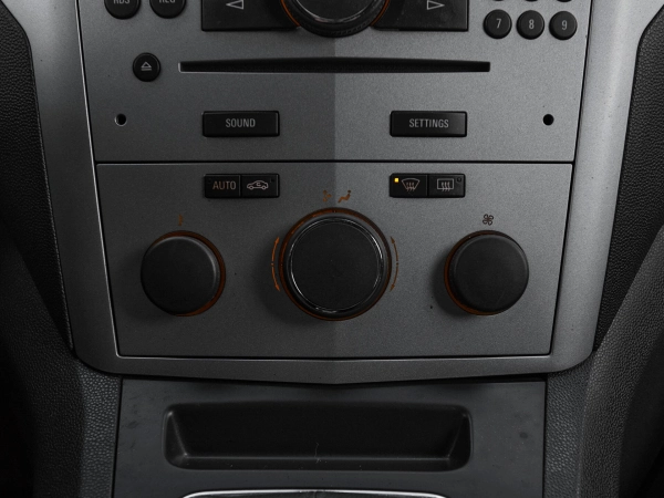 Opel Zafira, B Рестайлинг фото №16