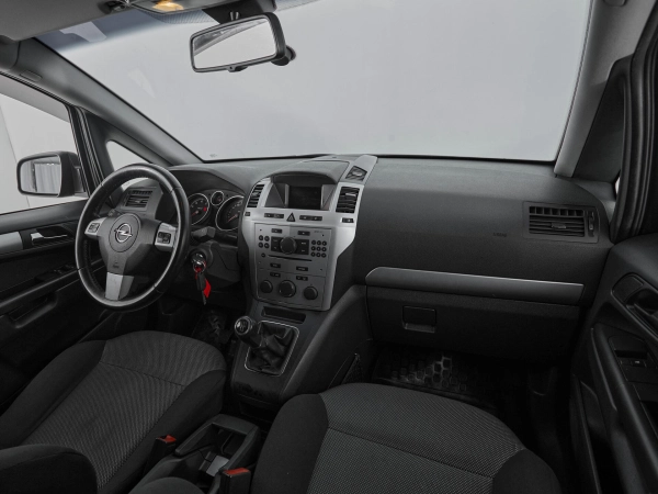 Opel Zafira, B Рестайлинг фото №9
