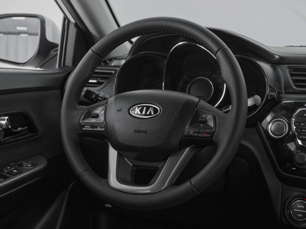Kia Rio, III фото №10