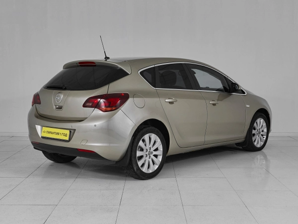 Opel Astra, J фото №4