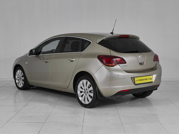 Opel Astra, J фото №6
