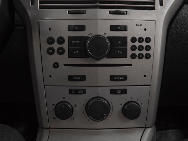 Opel Astra, H Рестайлинг фото №14