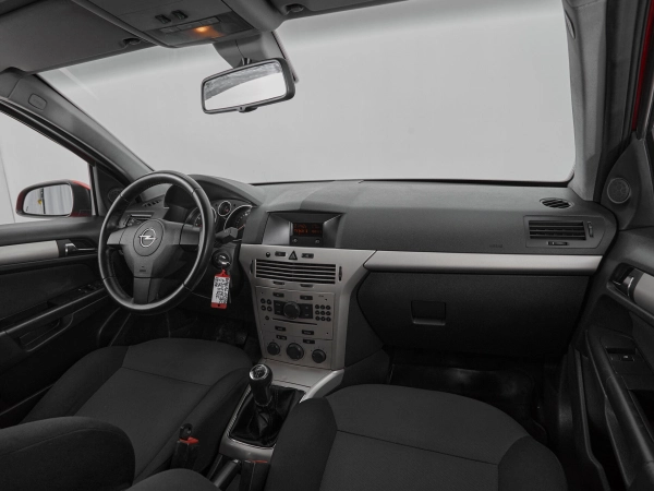 Opel Astra, H Рестайлинг фото №9