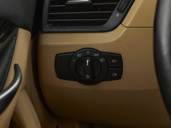 BMW X1, I (E84) фото №14