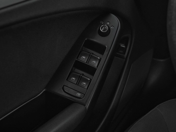 Audi A4, IV (B8) фото №11