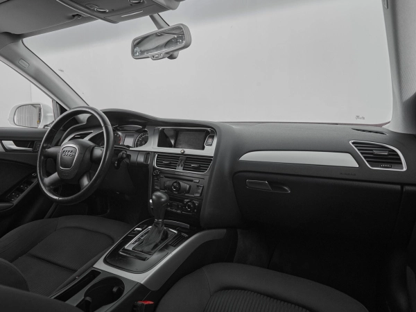 Audi A4, IV (B8) фото №7