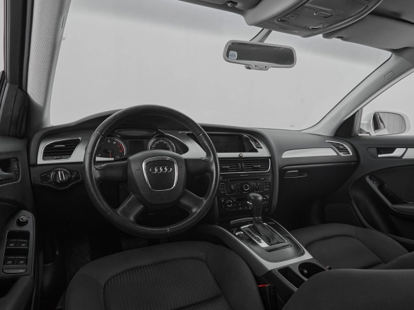Audi A4, IV (B8) фото №9