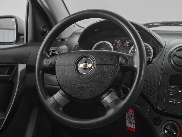Chevrolet Aveo, I Рестайлинг фото №10