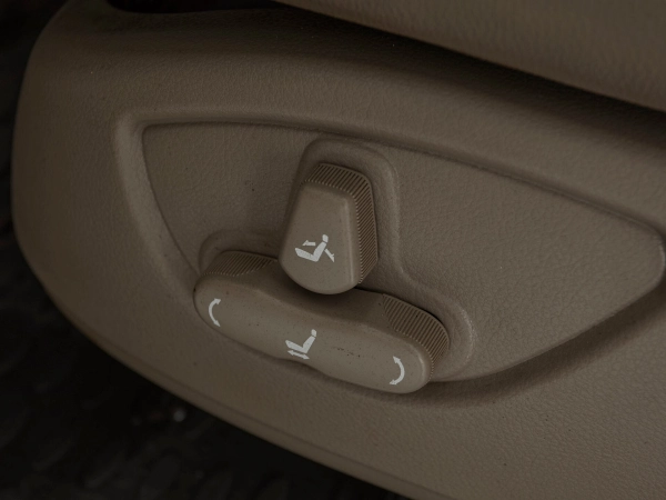 SsangYong Kyron, I Рестайлинг фото №18
