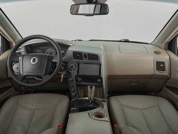SsangYong Kyron, I Рестайлинг фото №8