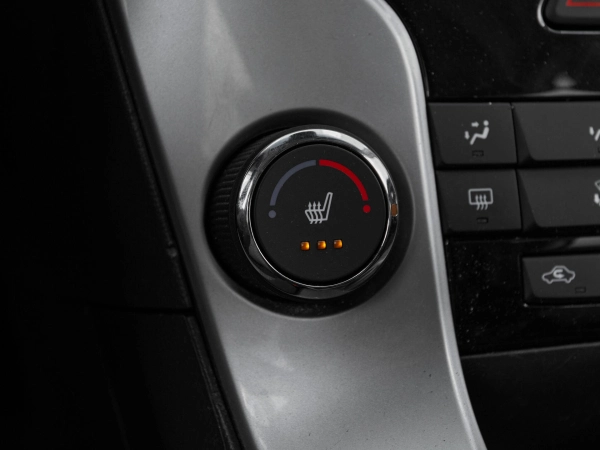 Chevrolet Cruze, I Рестайлинг фото №16