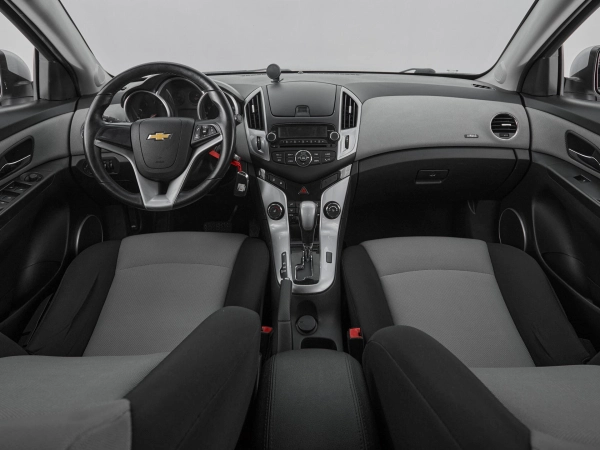 Chevrolet Cruze, I Рестайлинг фото №7