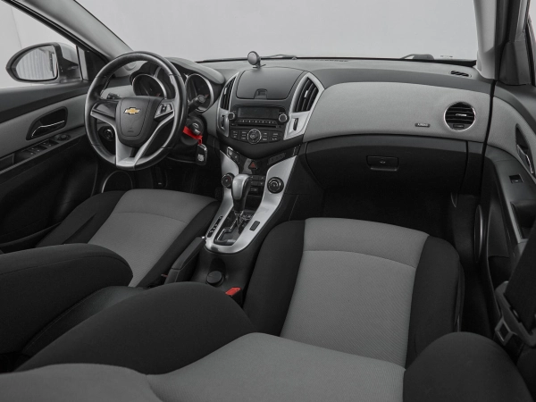 Chevrolet Cruze, I Рестайлинг фото №8
