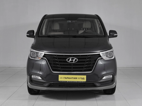 Hyundai H-1, II Рестайлинг 2 фото №2