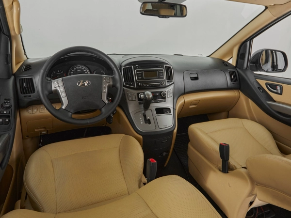 Hyundai H-1, II Рестайлинг 2 фото №7