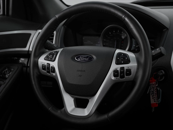 Ford Explorer, V фото №10