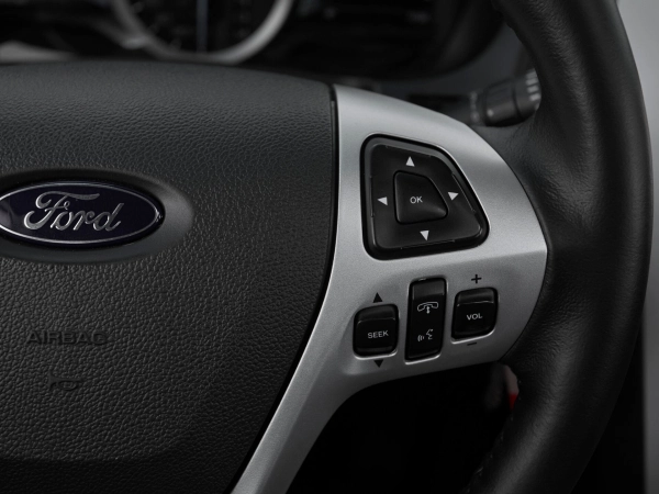 Ford Explorer, V фото №12