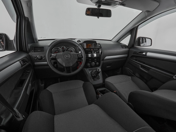 Opel Zafira, C фото №7