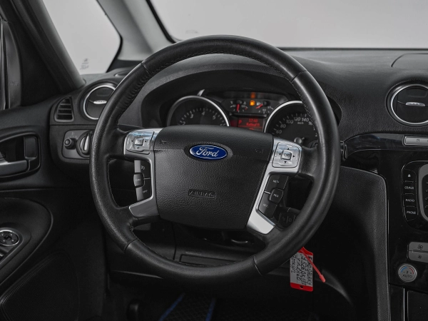 Ford Galaxy, II Рестайлинг фото №10