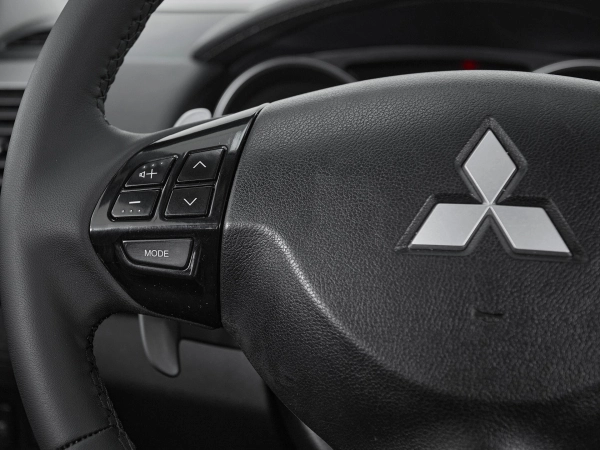 Mitsubishi Outlander, II Рестайлинг фото №11