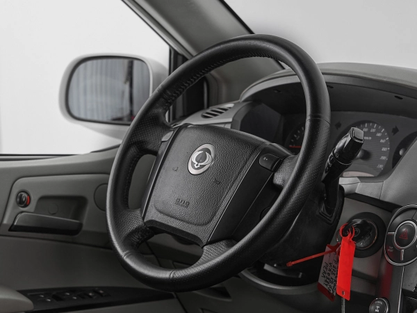 SsangYong Kyron, I Рестайлинг фото №10