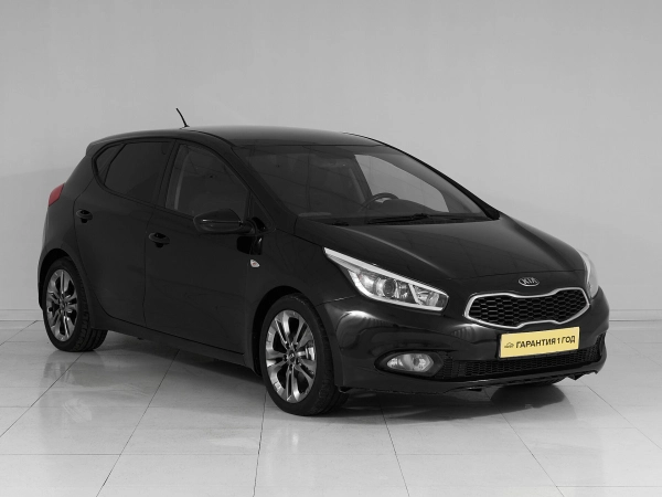Kia Ceed, II фото №3