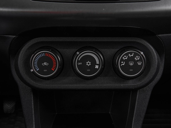 Mitsubishi Lancer, X фото №14