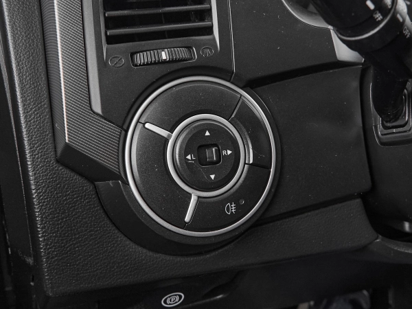 SsangYong Kyron, I Рестайлинг фото №14