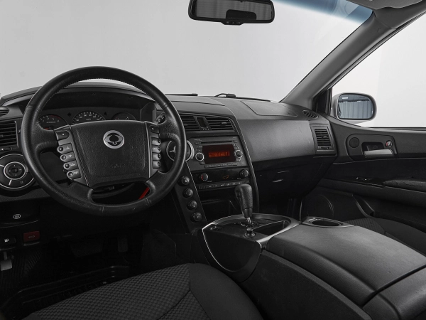 SsangYong Kyron, I Рестайлинг фото №7