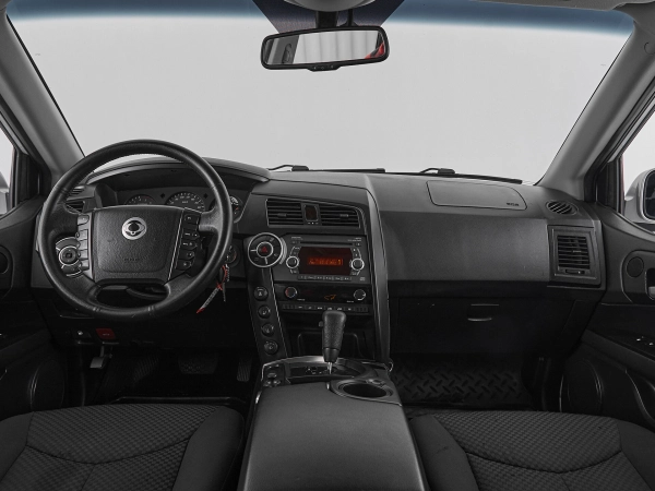 SsangYong Kyron, I Рестайлинг фото №8