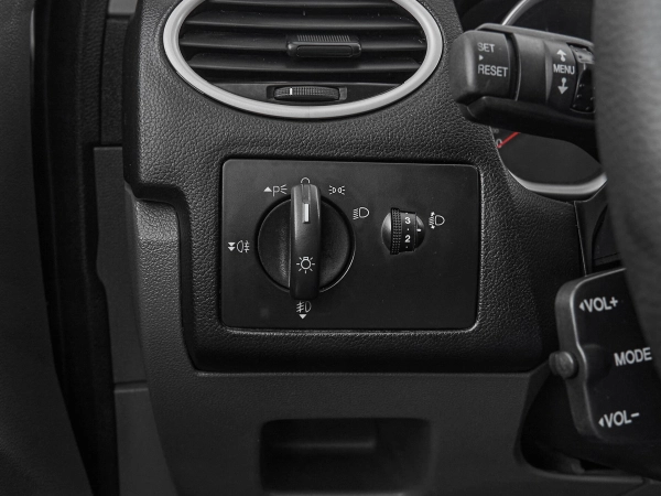 Ford Focus, II Рестайлинг фото №12