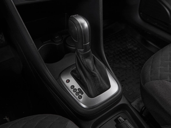 Volkswagen Polo, V Рестайлинг фото №16