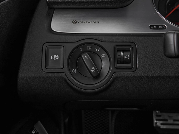 Volkswagen Passat, B6 фото №14