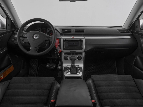 Volkswagen Passat, B6 фото №8