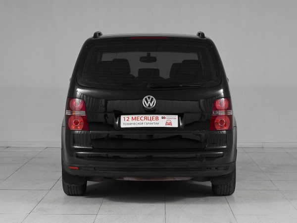 Volkswagen Touran, I Рестайлинг фото №5