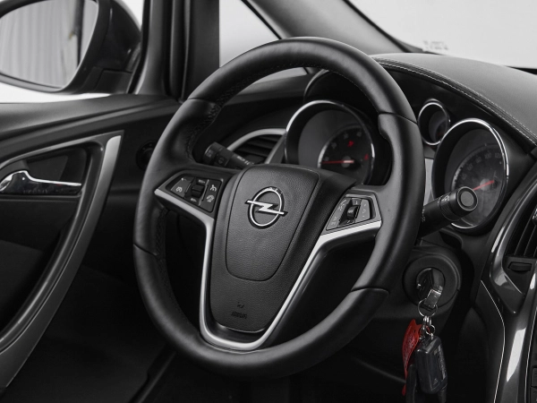 Opel Astra, J Рестайлинг фото №10