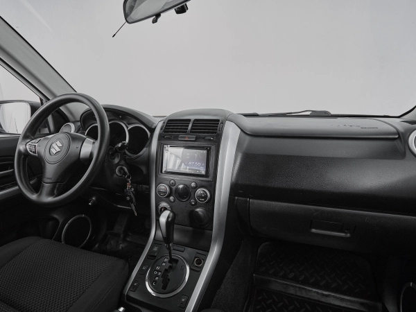 Suzuki Grand Vitara, II Рестайлинг фото №9