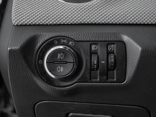 Chevrolet Cruze, I Рестайлинг фото №13