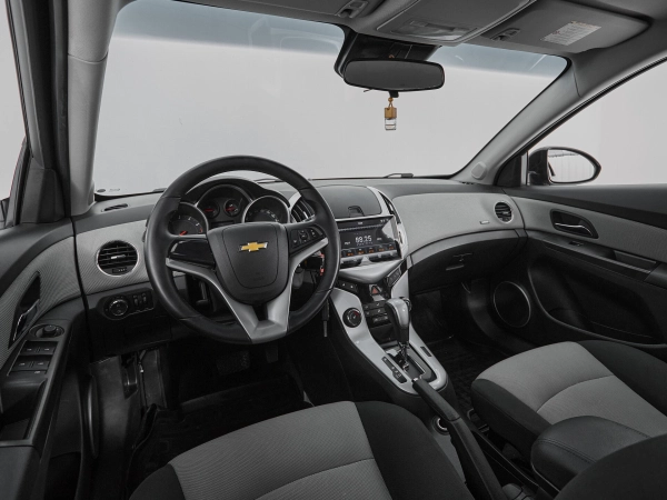 Chevrolet Cruze, I Рестайлинг фото №7