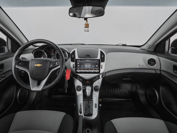 Chevrolet Cruze, I Рестайлинг фото №8